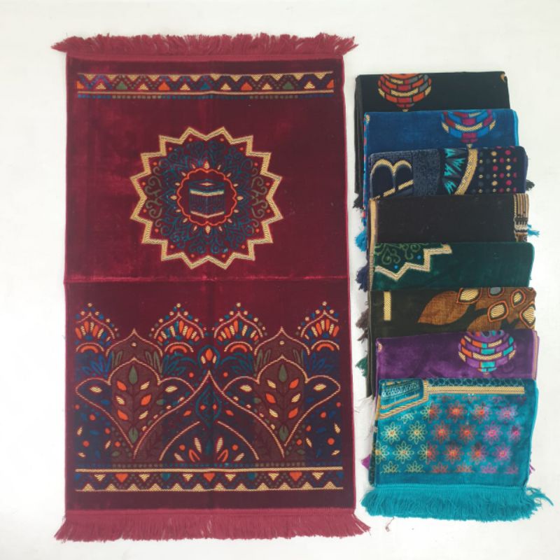 Sajadah Turkiye AR-RAHMAN Gold Harmony Besar 70×110