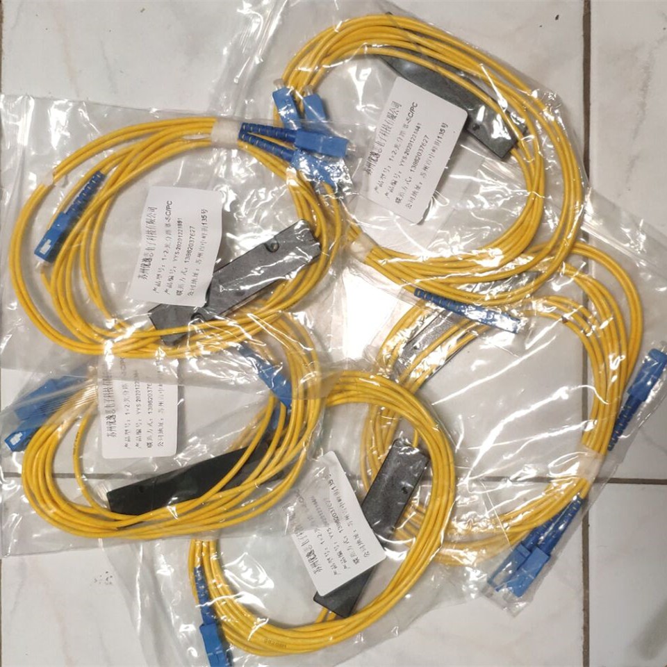 Fiber optic splitter splitter box 1 point 2 fiber optic line splitter splice box pull-taper optical