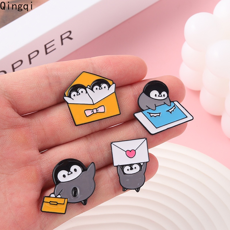 Bros Pin Enamel Desain Kartun Hewan Penguin Amplop Untuk Anak