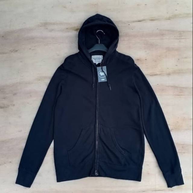 Zh uniqlo hitam