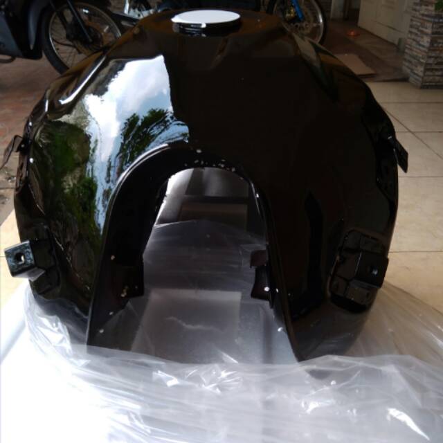 Tangki Megapro Monoshock Karbu