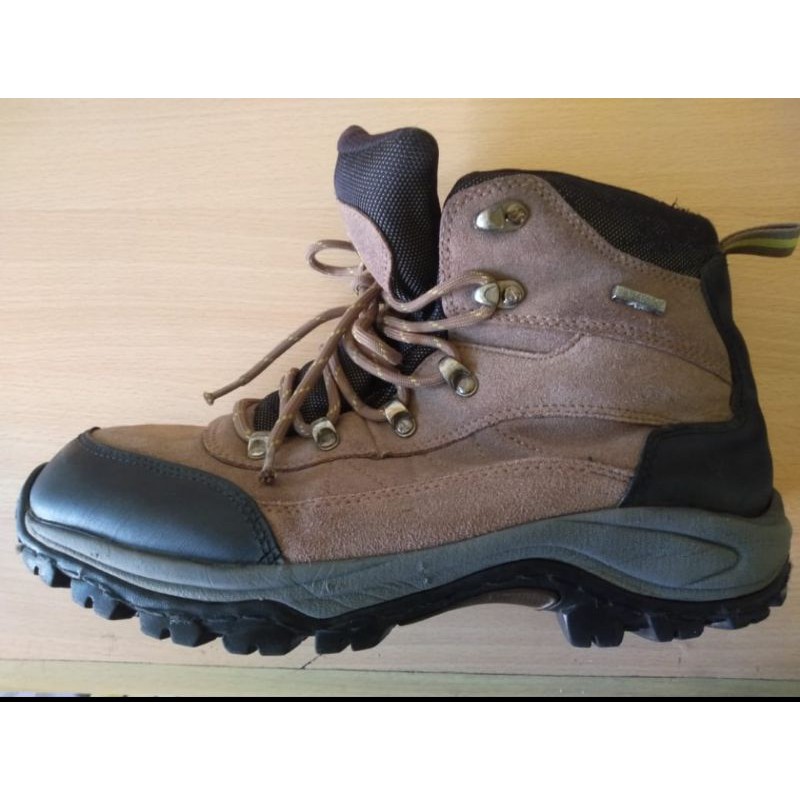 Sepatu Gunung REI Pria Original Second Size 43