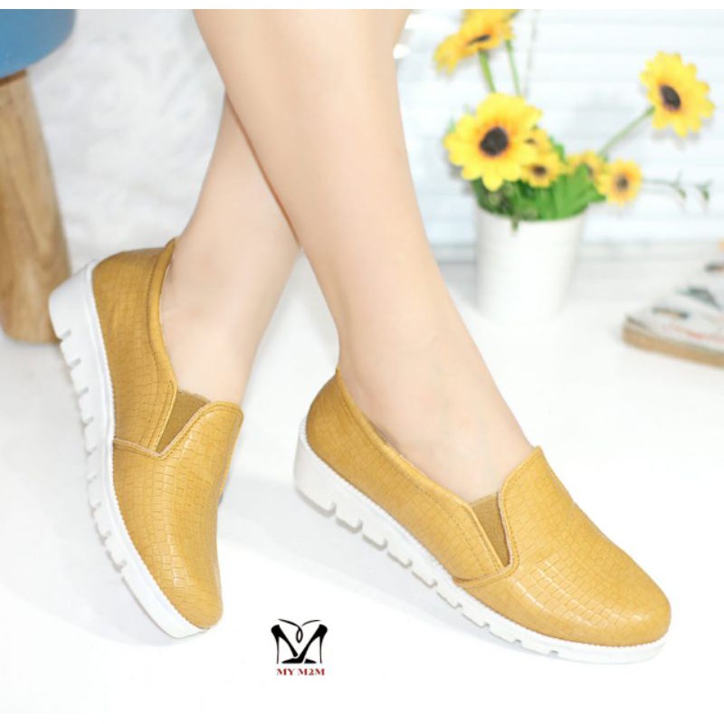 Mym2m Crozelia Sepatu Wanita Slip on Kasual