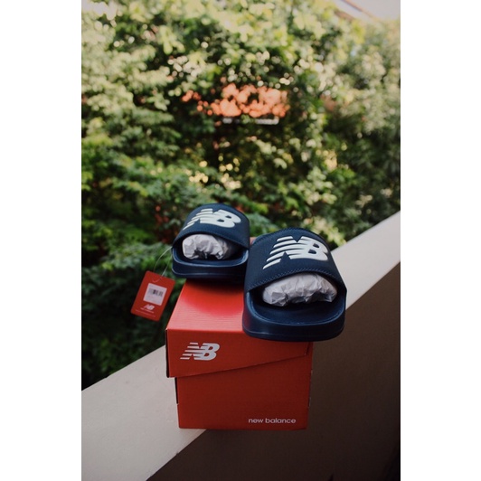 New Balance 200 Men Sandals - Navy/Black