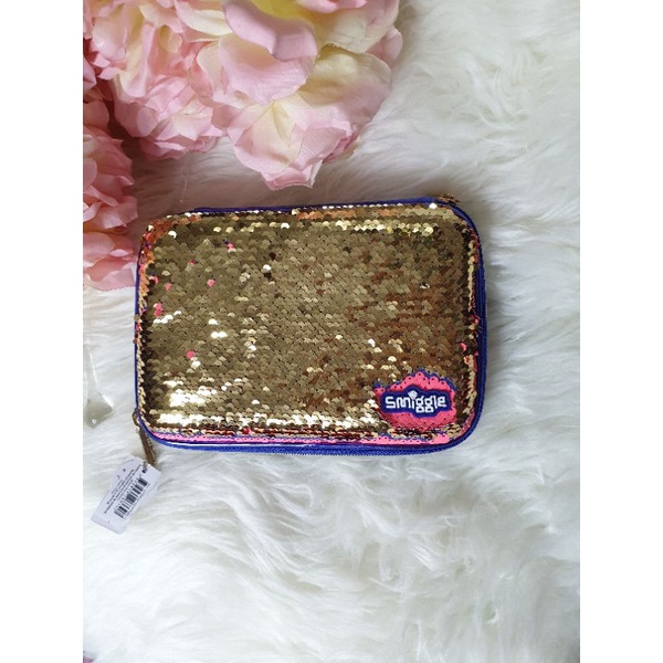 

Smiggle pencil case Gold Pink