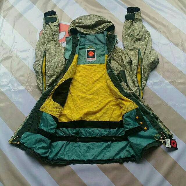 Jaket waterproof guy snowboard not tnf dickies