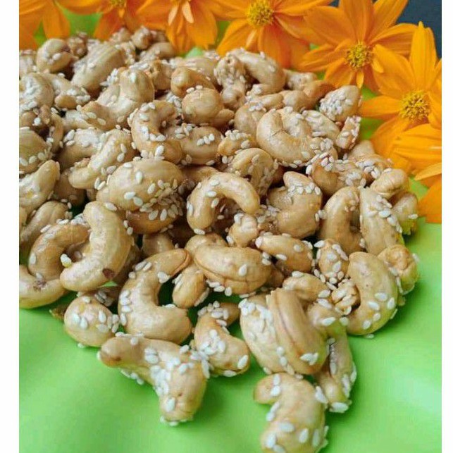 

KACANG METE TABUR WIJEN (netto1000gram)