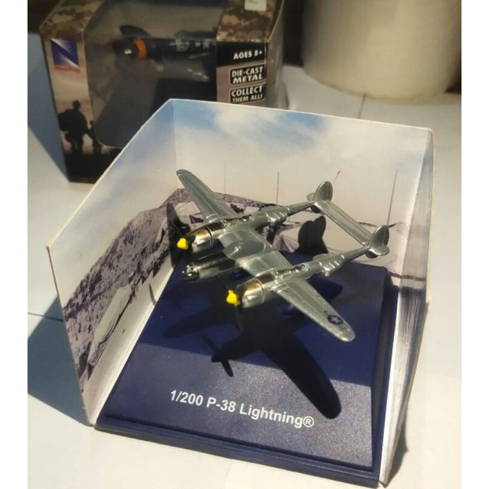diecast pesawat tempur p38 lightning perang dunia ke 2 sangat jadul