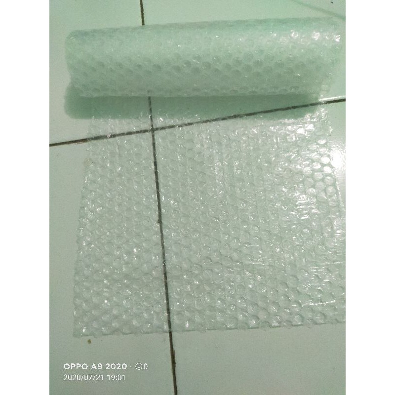 

BUBBLE WRAP AMANKAN PAKET ANDA