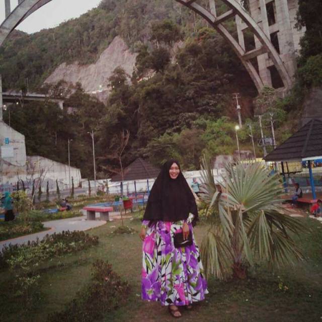 Hijabiah/gamis/syari(bayar ditempat)