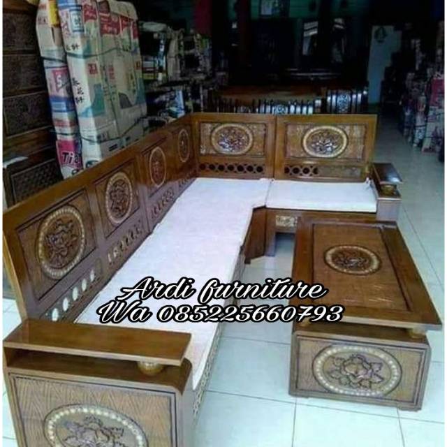 Meja kursi sudut ukir plus matras sofa meja kursi tamu