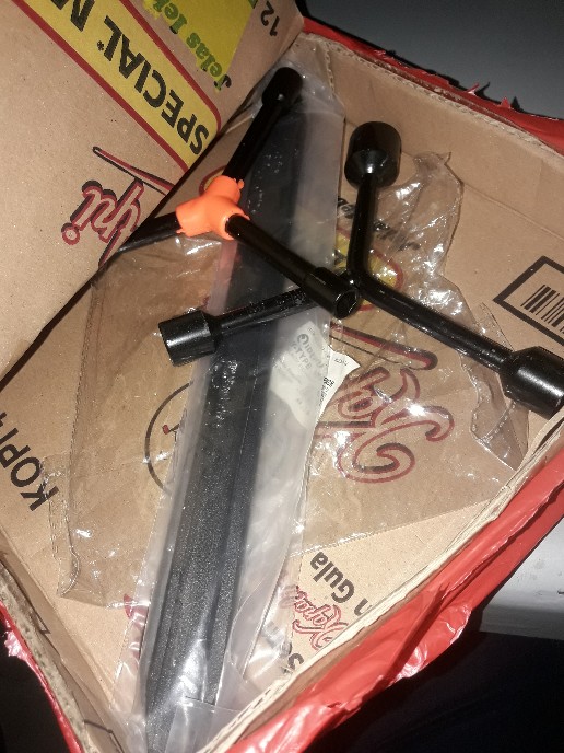 Kunci Sock Y Hitam 12-14-17 Mm / Kunci Sok Y Hitam 12-14-17 / Tools