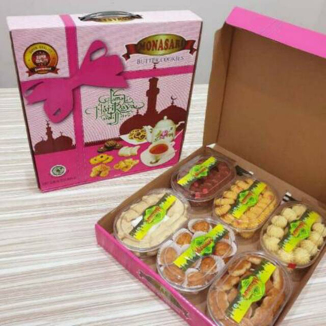 Monasari Toples Bulat Paket Lebaran Kue Kering Bingkisan Parcel Idul Fitri Lebaran 2025