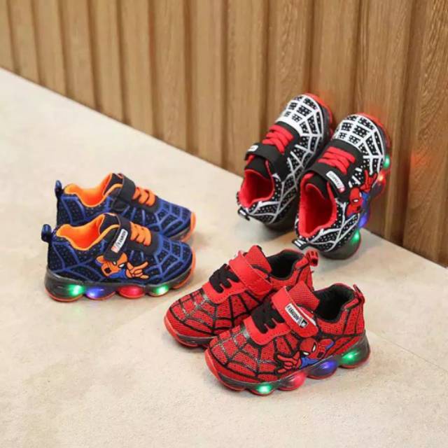 Sepatu Spiderman LED