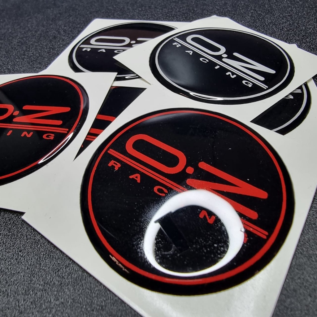 STIKER  LOGO OZ RACING EMBLEM VELG MOBIL DIAMETER 65MM LENTUR