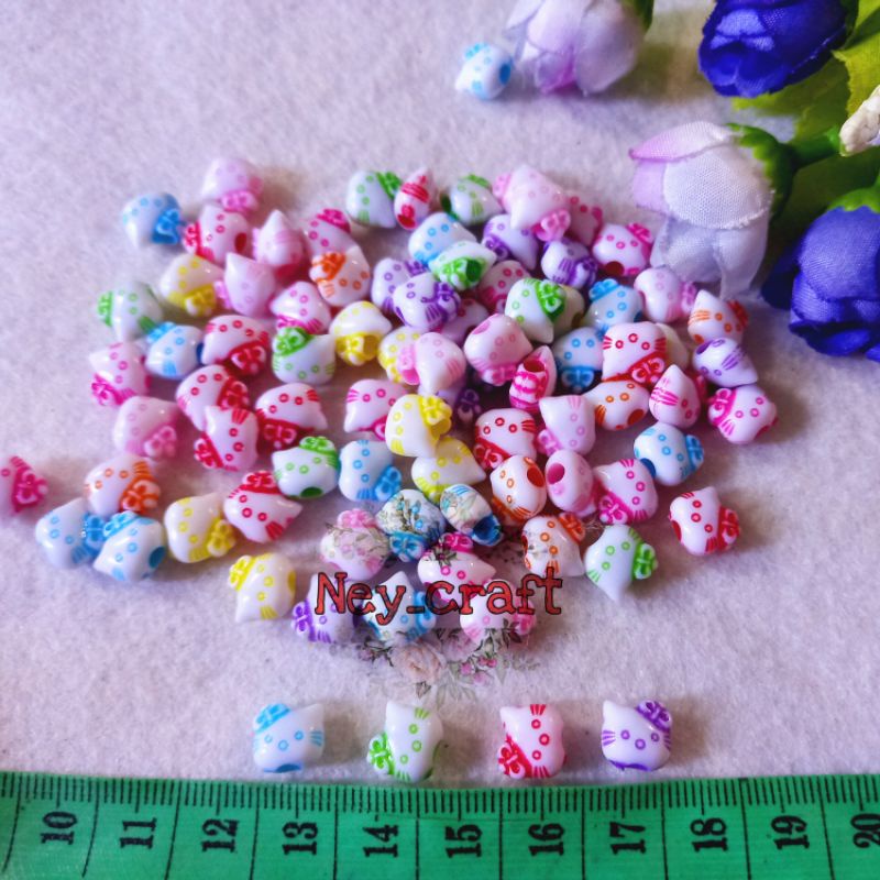 ( 30 pcs ) manik hello kitty 1 cm / manik mote boneka kitty / manik kucing cat kecil