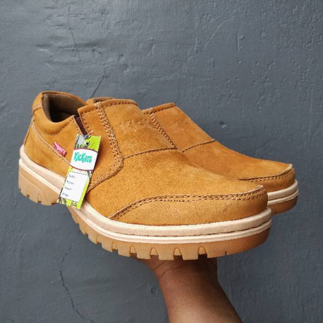 Sepatu Kickers Casual Slip On Pria Bahan Kulit Asli Jenis Nubuck Atau Kulit Balik Kode F.15