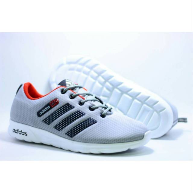 SEPATU SPORT ADIDAS