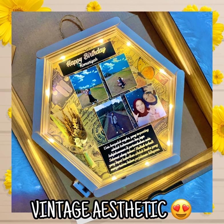 HEXA FLOWER IN FRAME FREE GIFTBOX SUDAH DENGAN PENUTUP FRAME MIKA KADO ULTAH PERNIKAHAN KADO WISUDA 