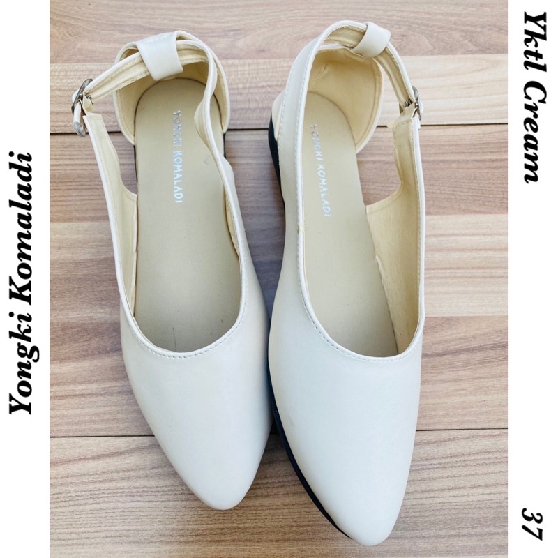 sepatu yongki flat tali