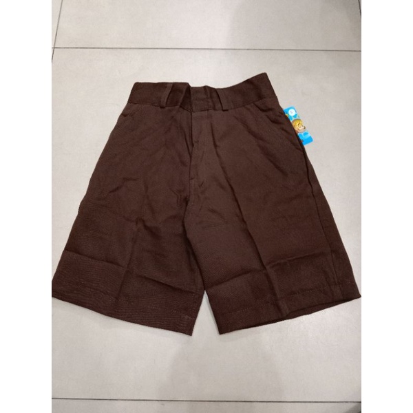 seragam SD celana pendek (merah, coklat, hitam)