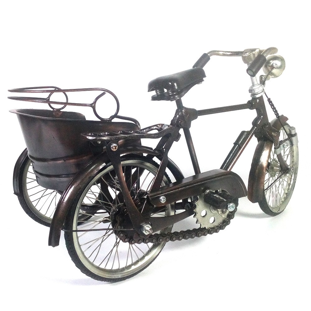 Miniatur Sepeda Medan Tanpa Atap