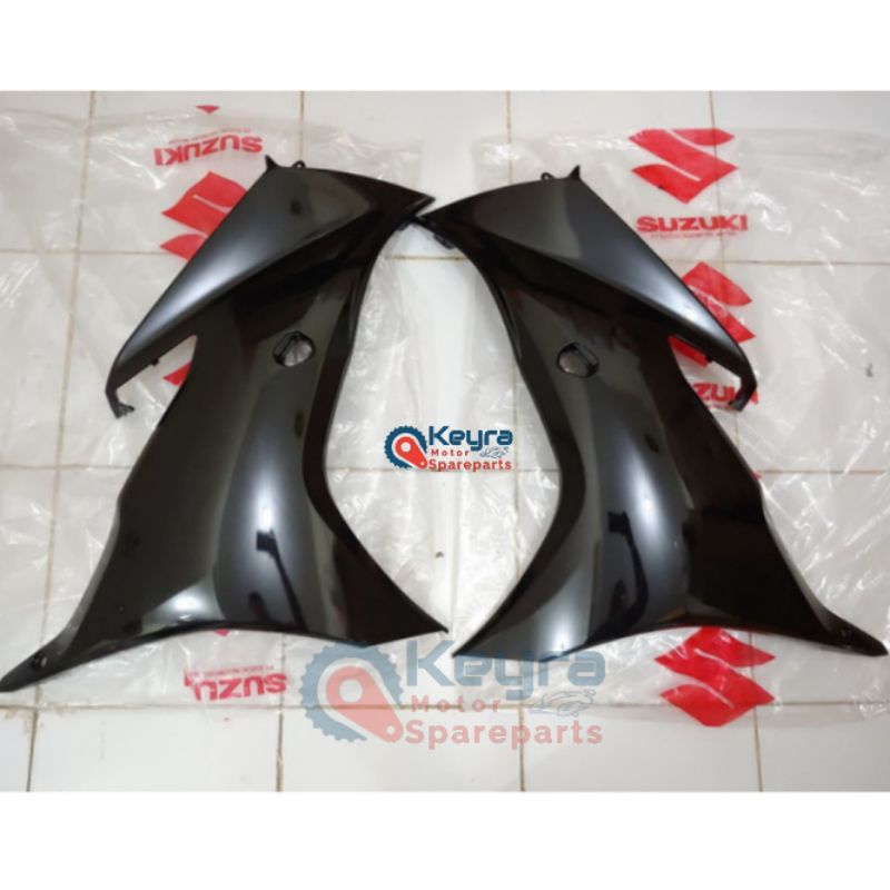 COVER FAIRING COWLING GSX R 150 HITAM ASLI ORIGINAL SUZUKI