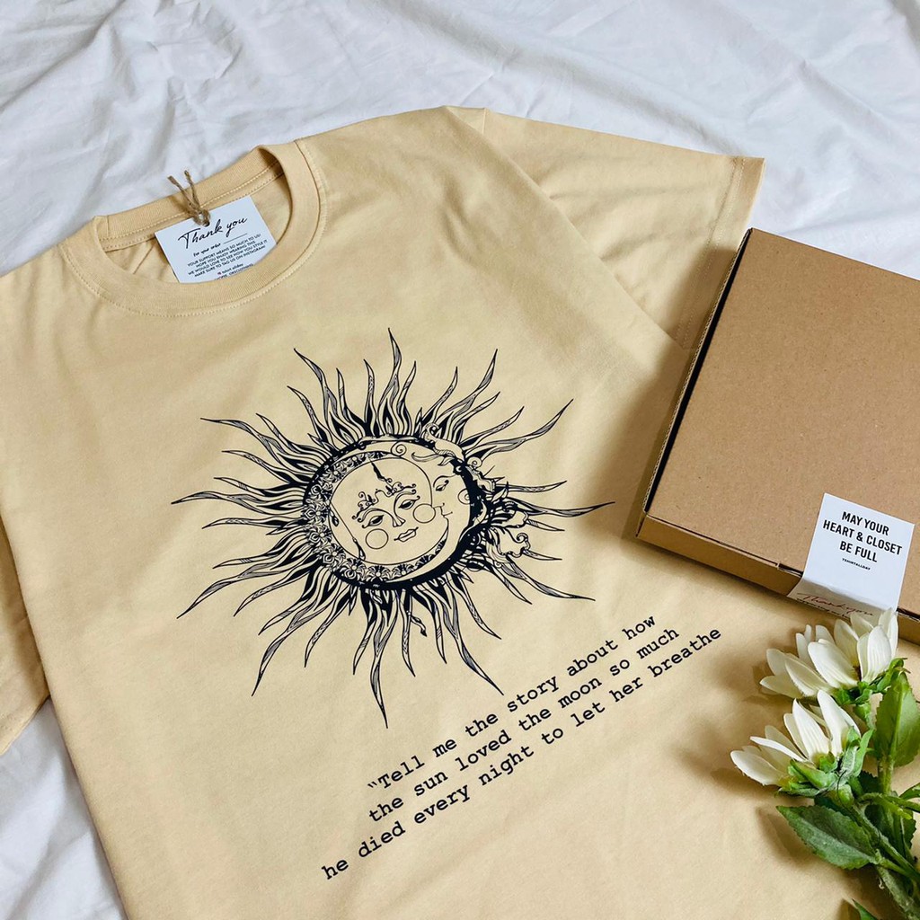 Tshitrallday Kaos Premium Unisex Pria &amp; Wanita bisa Oversize 100% Cotton Combed GRAPHIC SUN MOON STORY