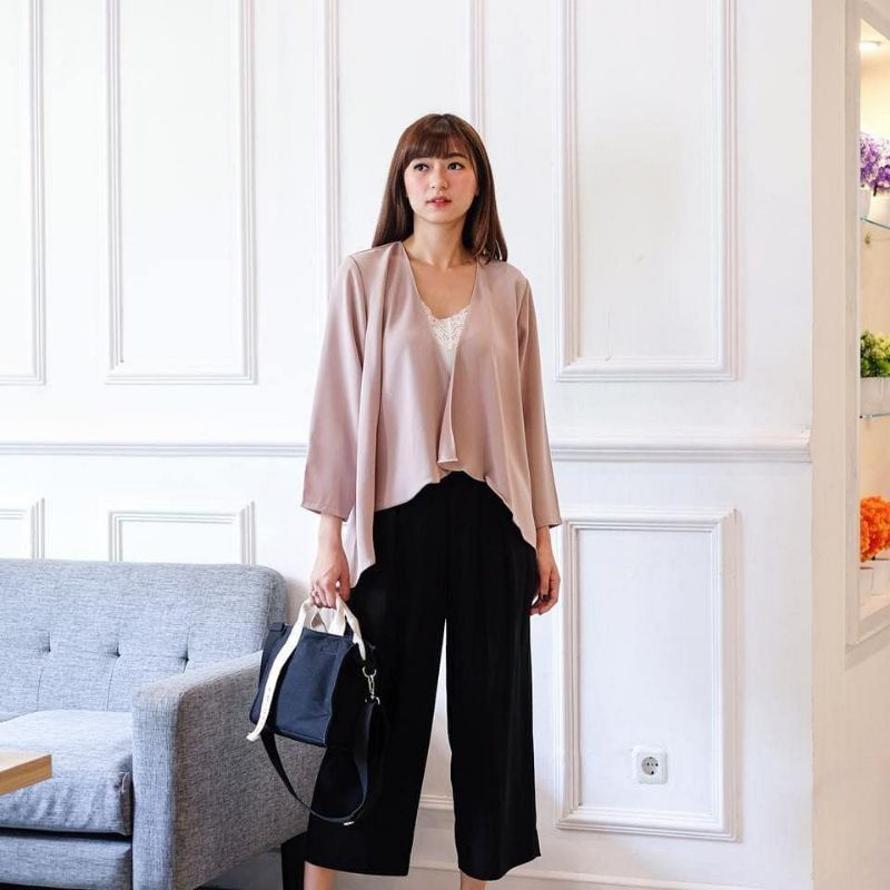 LAYER OUTER NADIA RAYON