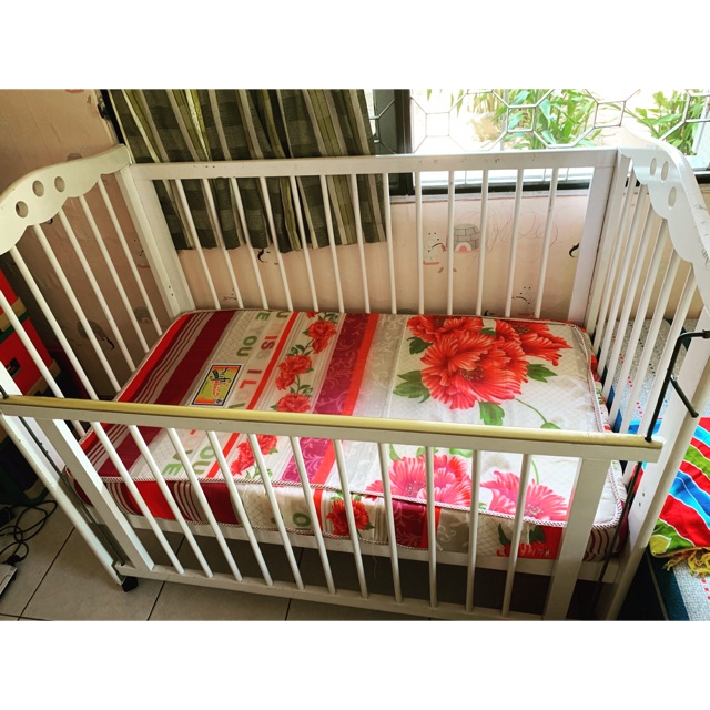 preloved baby crib