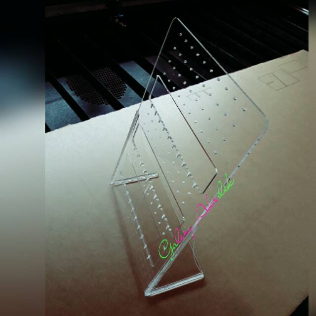Display Anting Meja / Jewellery Stand Akrilik