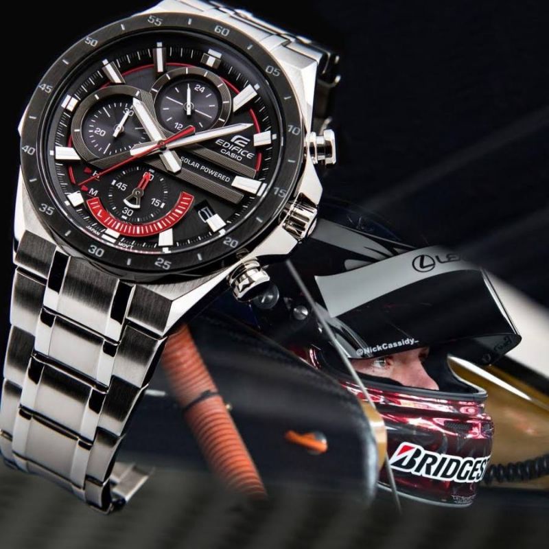 Jam Tangan Pria Merk Casio Edifice Type EQS-920 Silver Red Original Bm Free Box Set