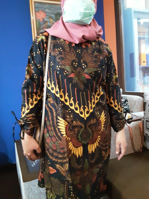 Batik Couple Keluarga Sania Ruffle Ori Ndoro Jowi Dnt Motif Kupu Sogan