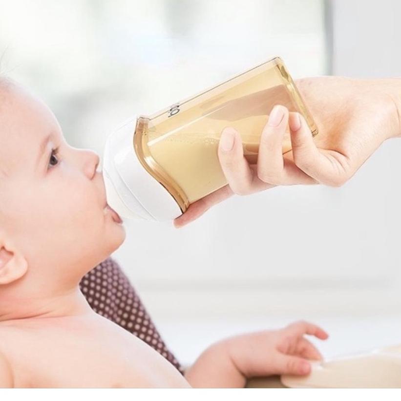 Diskon s/d 50% BBET Triangle Feeding Bottle PPSU