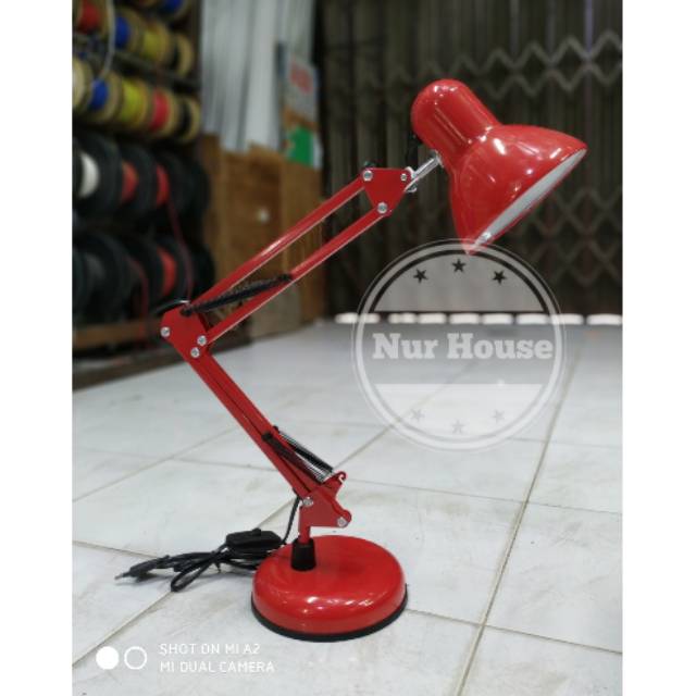 lampu meja kantor arsitek