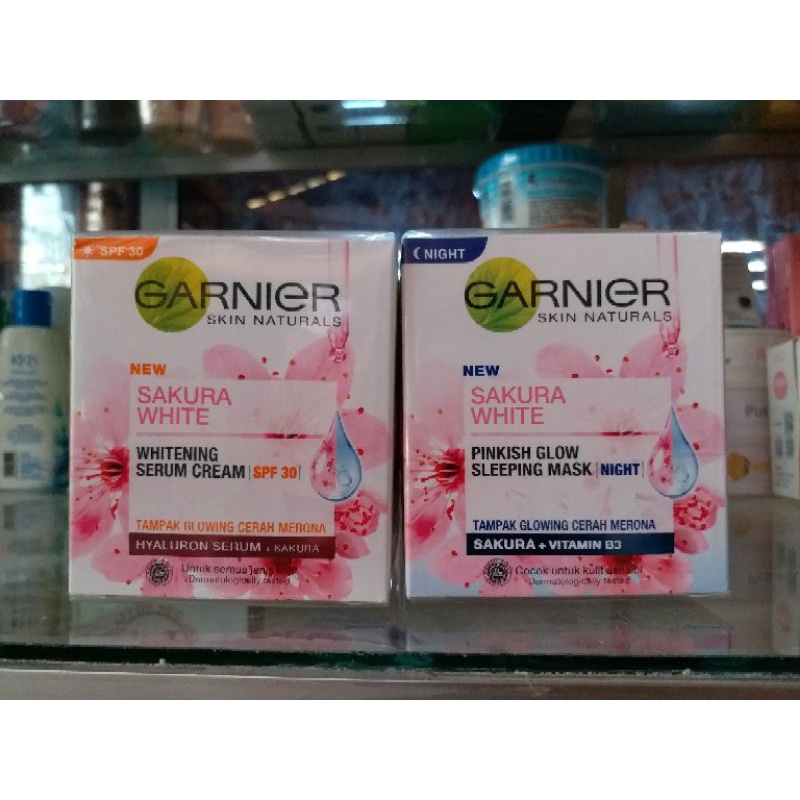 (SEPAKET) GARNIER SAKURA WHITE HYALURON KRIM SIANG MALAM