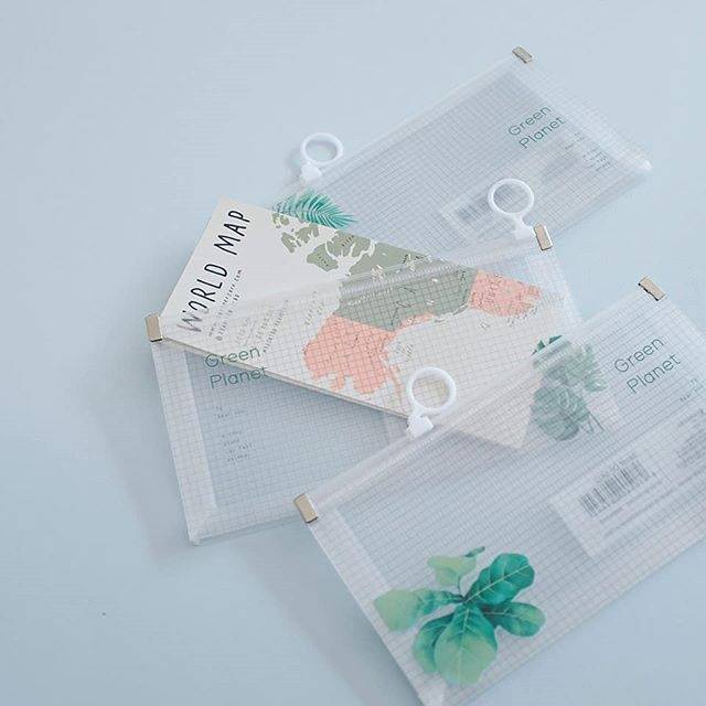 

Green Planet Zipper Pencil Case Murah [INSHOP]