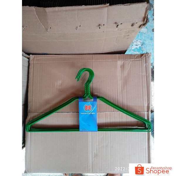 Gantungan baju warna /hanger baju 10 pcs