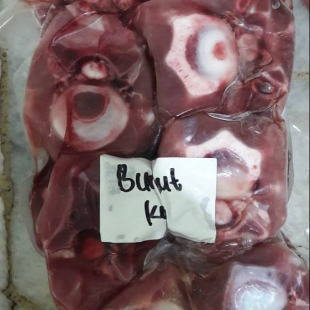 

Buntut KW ( alias bagian tulang atas atau punggung sapi yg dekat buntut)