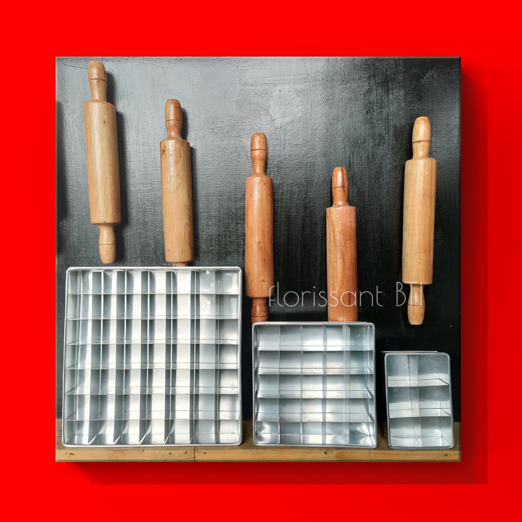 Loyang Brownis Sekat Aluminium / Loyang sekat / Loyang Cake Potong / Loyang Brownies potong