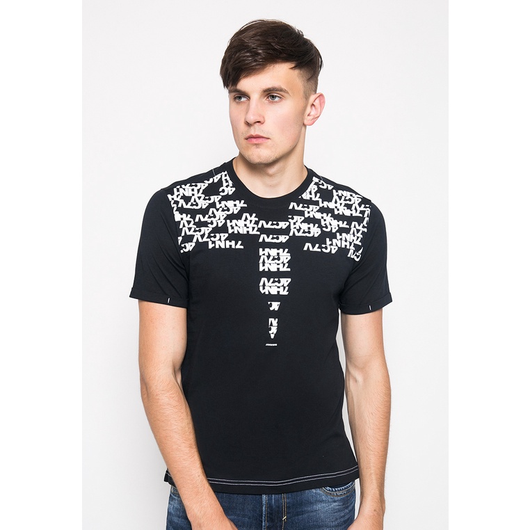 Johnwin - Kaos Casual - Kaos Pria - Sablon Logo - Kaos Hitam - ATS.622.M317.33.C