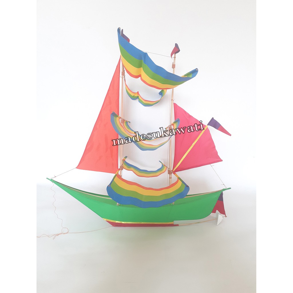 Layang-layang perahu layar layangan bali