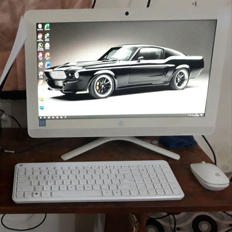 All in One Desktop PC HP 20-C035D Seperti Baru