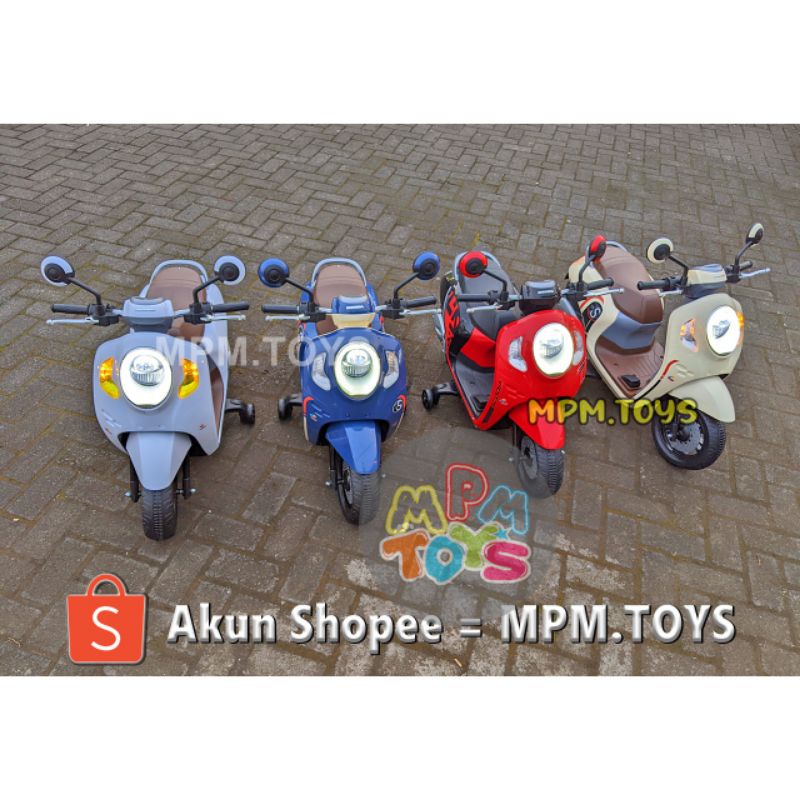 Motor Aki Scoopy LISENSI HONDA M999 M 999 PMB M338 Mainan Anak M 338 Motor Aki Anak Murah HONDA SCOO