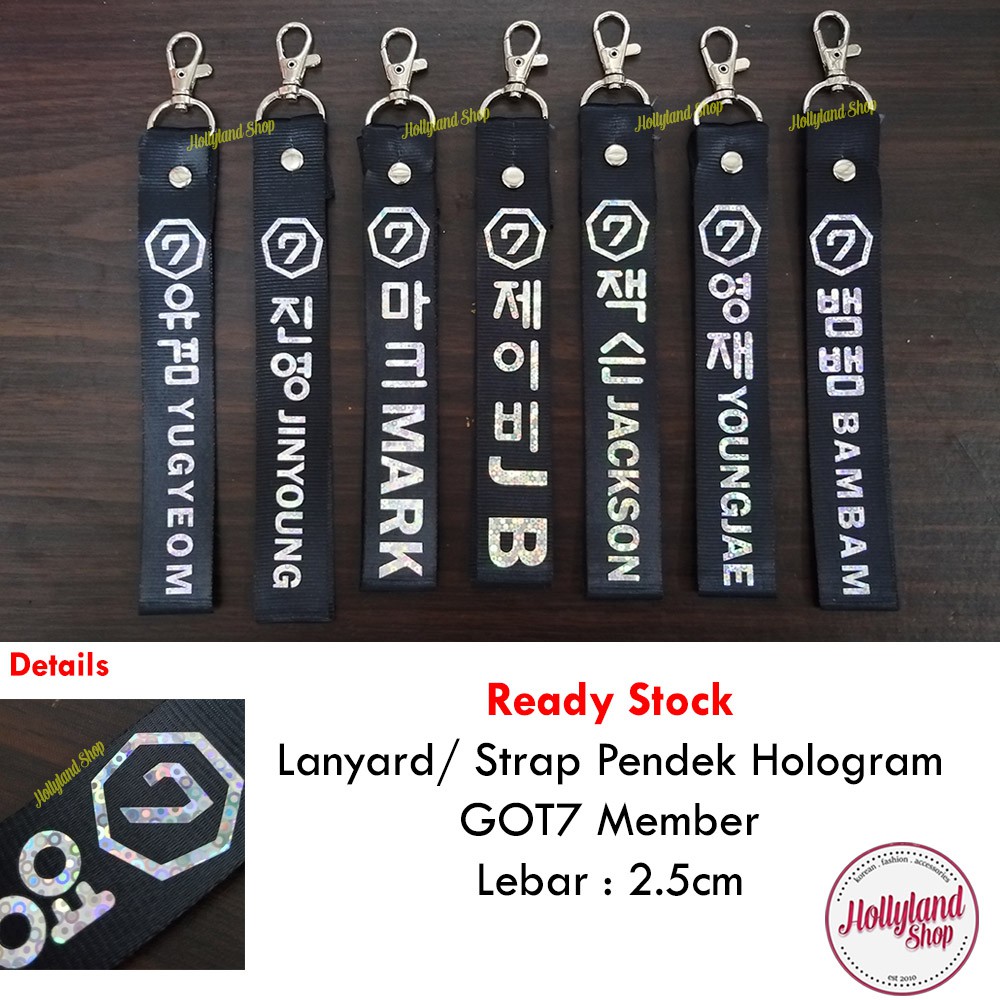 

Lanyard / Strap Pendek Hologram GOT7 Stray Kids Member