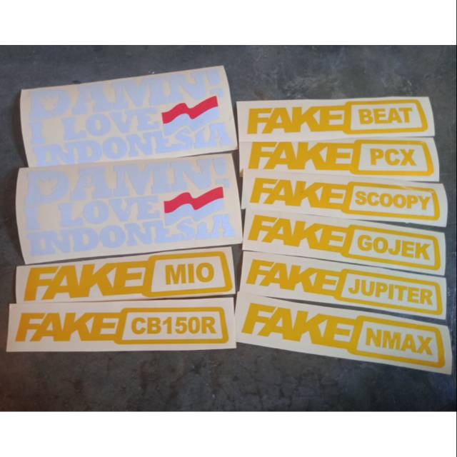 

Stiker Fake & damn