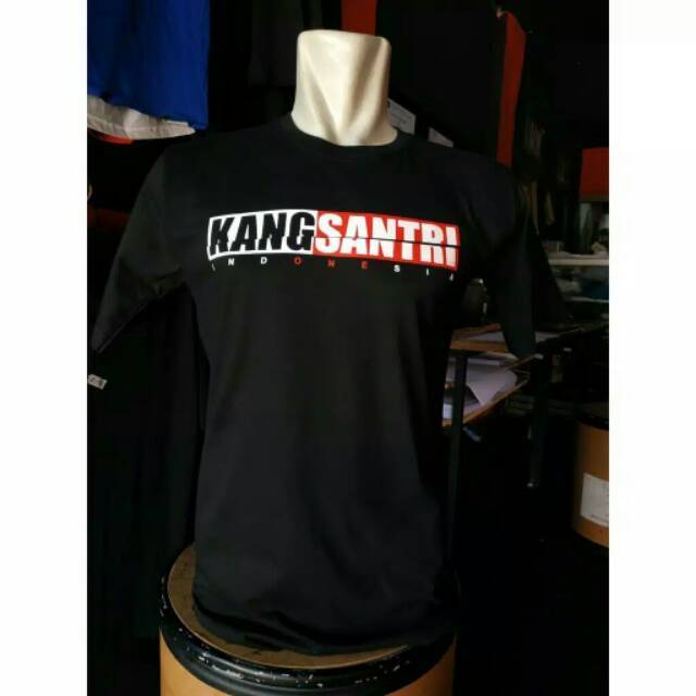  Kaos  kang santri Casual Round Neck warna hitam bahan 