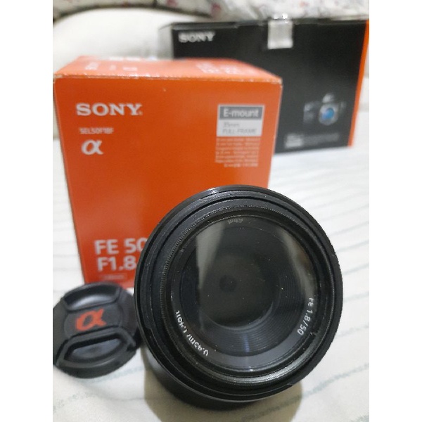 Lensa  SONY FE 50mm f/1.8 Full frame.
