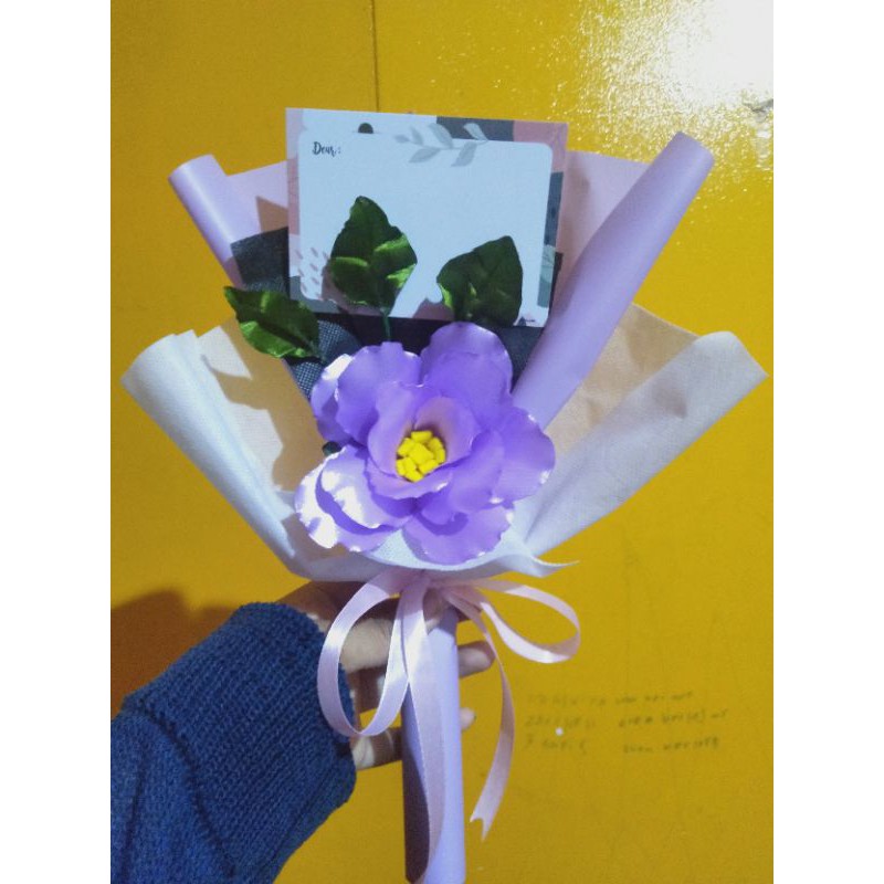 BOUQUET/ BUKET WISUDA SINGGLE PITA SATIN