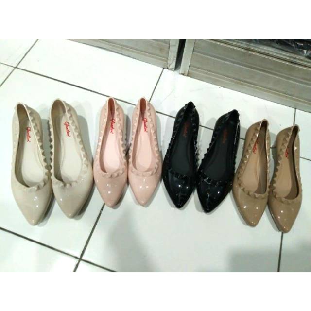 Sepatu jelly glanzton